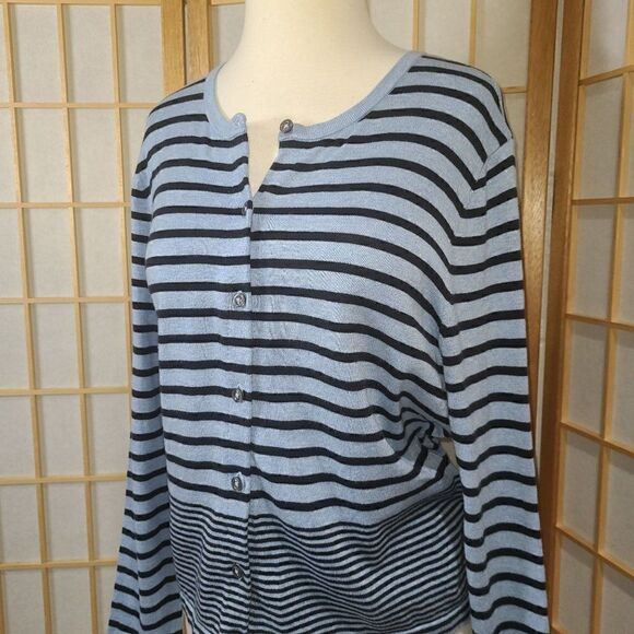 J.āJillāLgāPetĀ StripedāCardigan - Picture 8 of 14